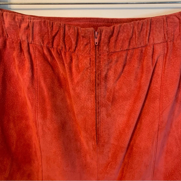 Danier Suede Leather Midi Skirt 00 - Picture 6 of 7